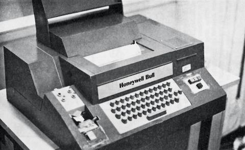 Informatique Ecole Moser 1977
